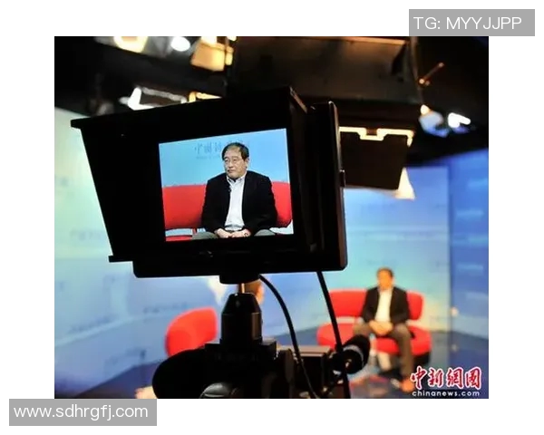 足球明星退役背后的原因与心路历程探讨